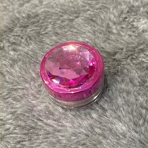 New Sealed Face shimmer 01 with jeweled top